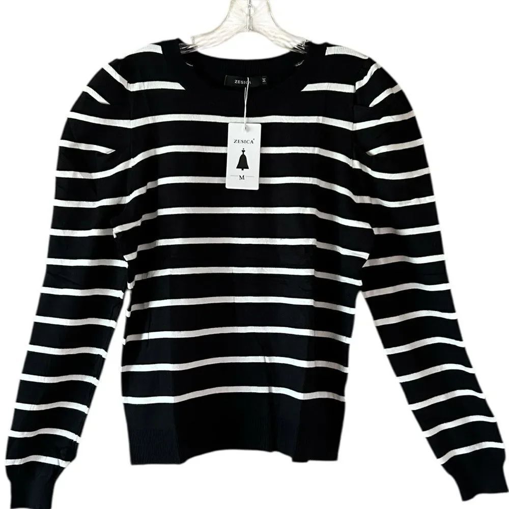 NEW Zesica Black and White Striped Sweater